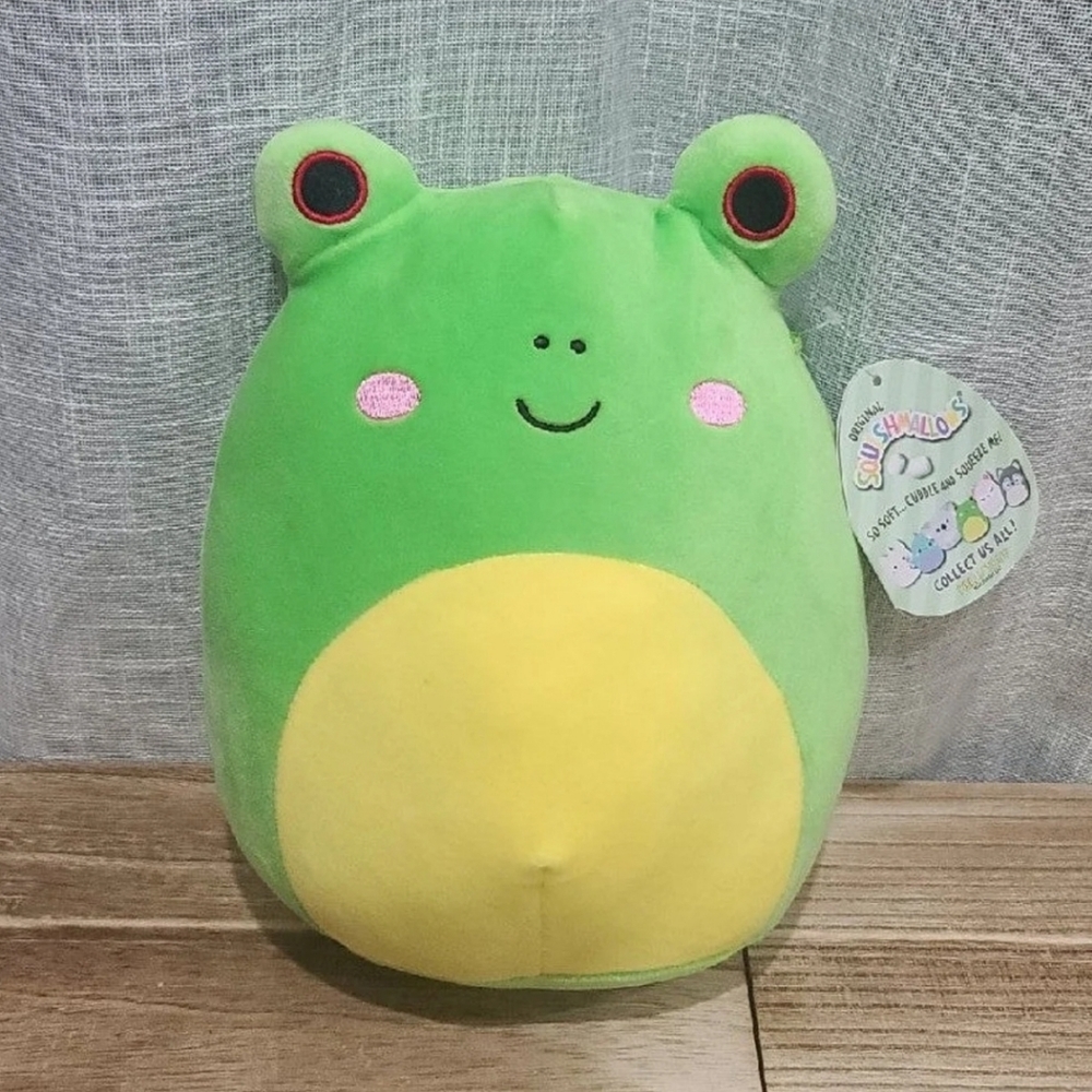 Squishmallow Wendy the frog 8" **Flaw